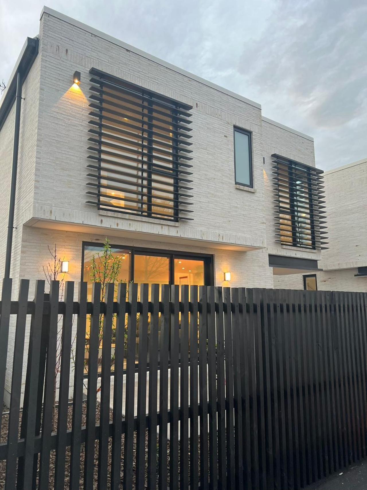 Cbd Contemporary Comfort Townhouse 2 Bed 2Bath Christchurch Zewnętrze zdjęcie